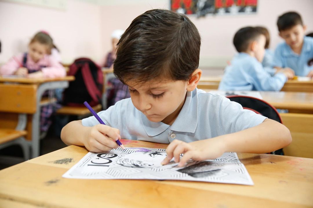 İstanbul, Sultangazi'de Bulunan Nadide - Ahmet Tütüncüoğlu Okulu'nun Açılışı Yapıldı.